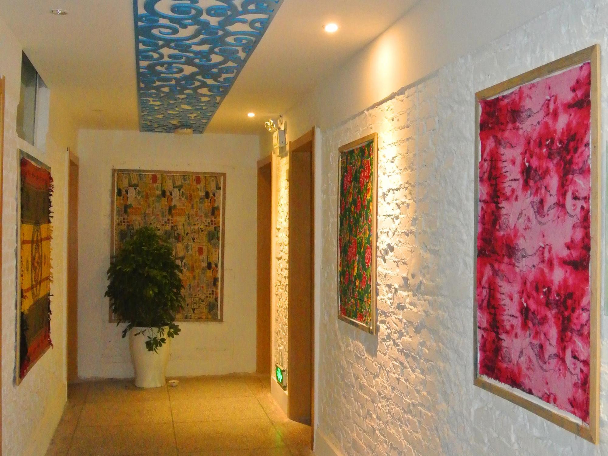 Luoyang Heartland International Youth Hostel Екстериор снимка