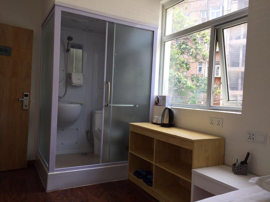 Luoyang Heartland International Youth Hostel Екстериор снимка