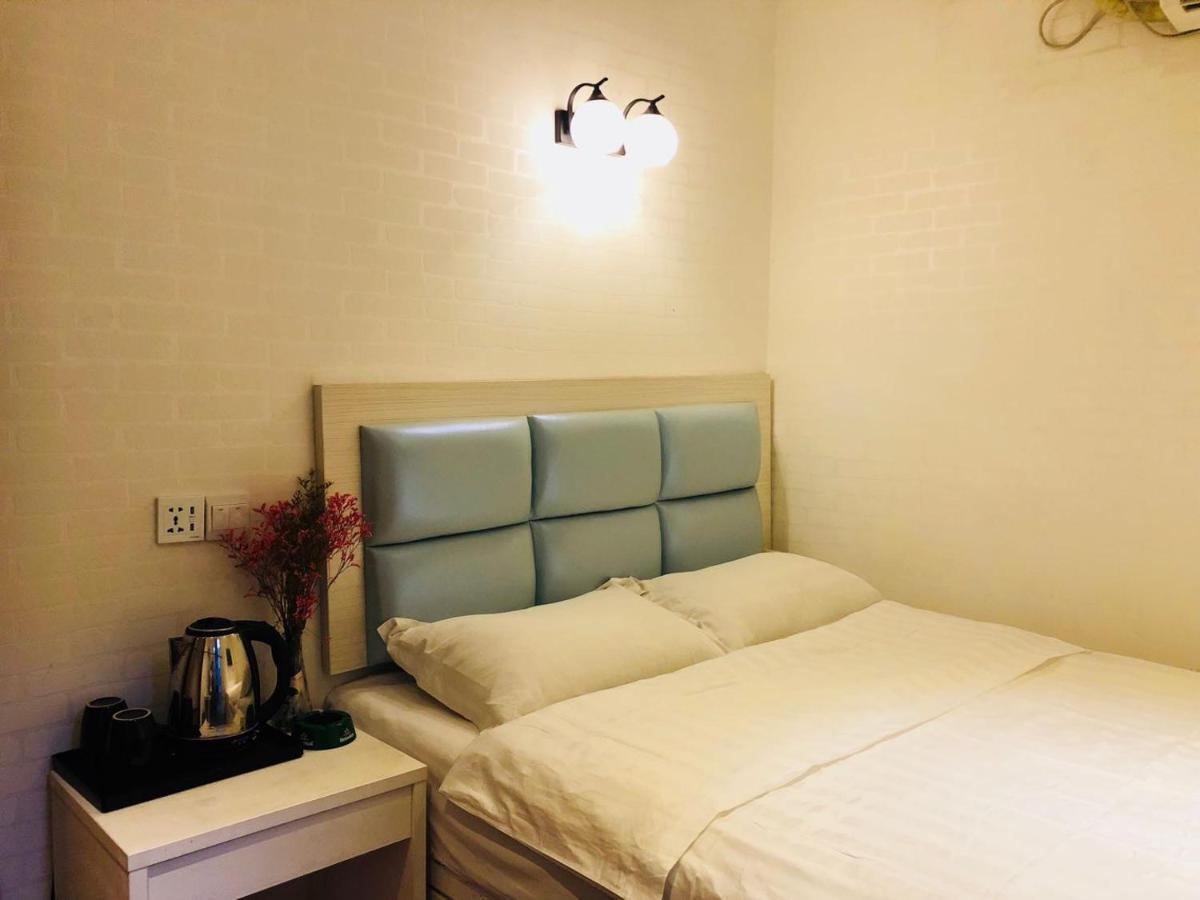 Luoyang Heartland International Youth Hostel Екстериор снимка