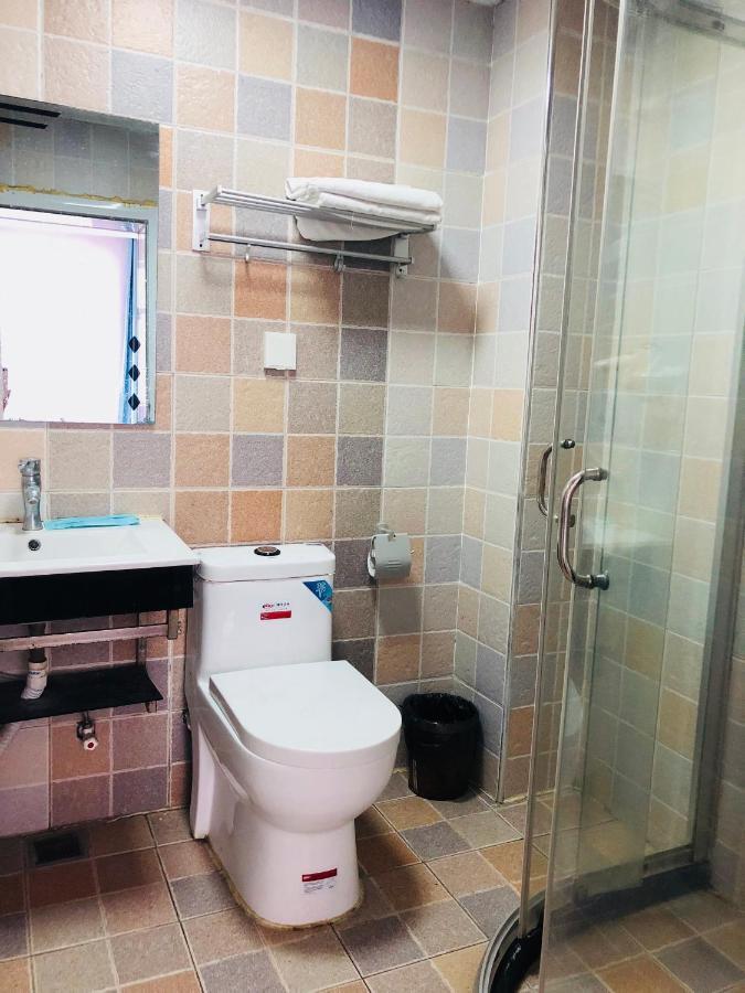 Luoyang Heartland International Youth Hostel Екстериор снимка