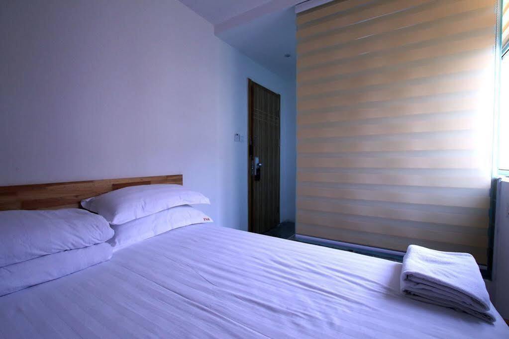Luoyang Heartland International Youth Hostel Екстериор снимка